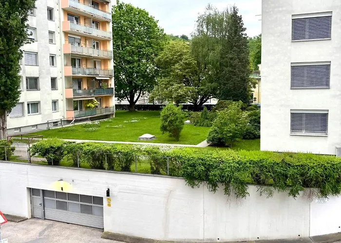 Balkonwohnung Neben Mol-bio *