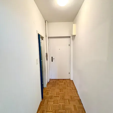 Апартаменты Balkonwohnung Neben Mol-bio