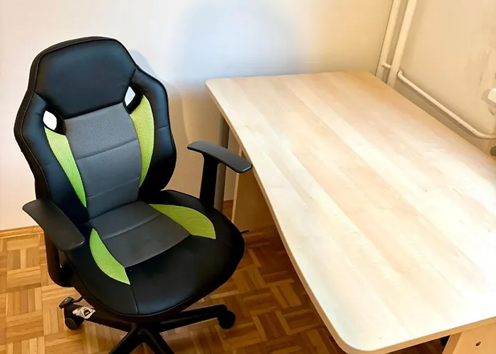 Apartment Balkonwohnung Neben Mol-bio *